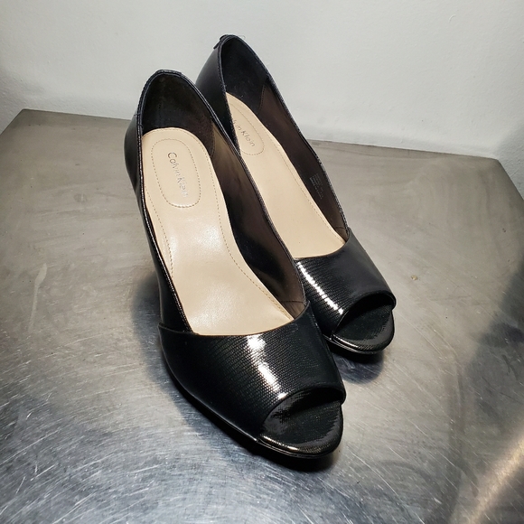 Calvin Klein 2'5" open toe shoes - Picture 1 of 7